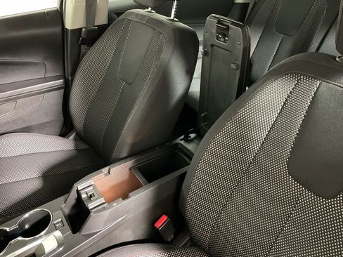 Used 2016 Chevrolet Equinox LS image 26