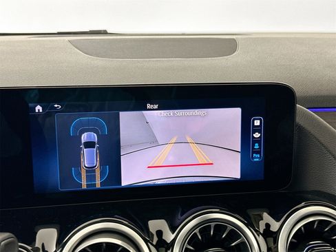 New 2025 Mercedes-Benz GLA 250 image 14