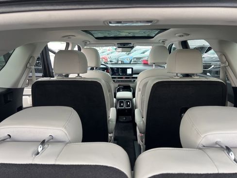 Certified 2025 Kia Sorento X-Line EX image 13