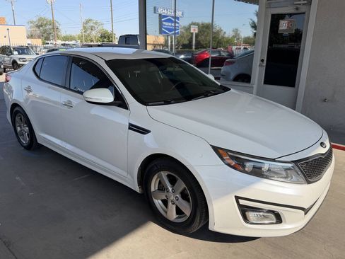 Used 2015 Kia Optima LX FWD image 2