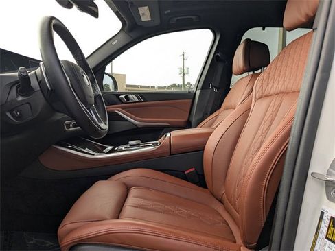 Used 2024 BMW X5 xDrive40i w/ Premium Package image 22