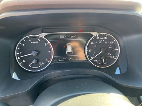 Used 2023 Nissan Rogue SV w/ SV Premium B Package image 17