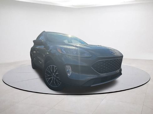 Used 2022 Ford Escape SEL w/ Technology Package image 9