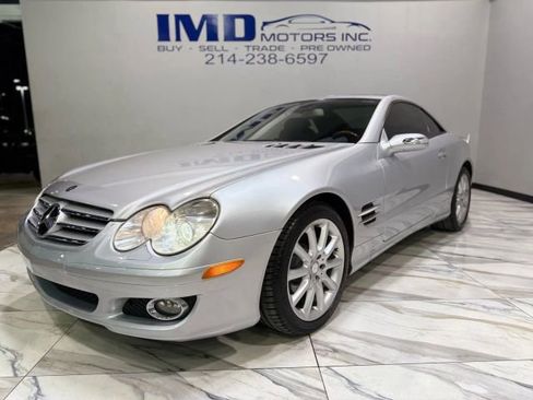 Used 2008 Mercedes-Benz SL 550 w/ P1 Pkg image 1