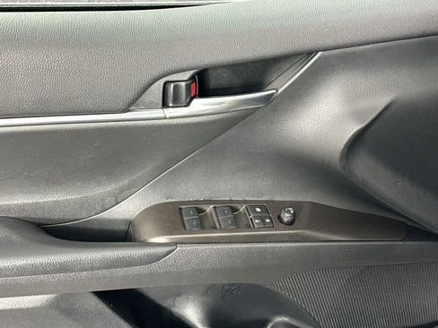 Used 2024 Toyota Camry SE image 22