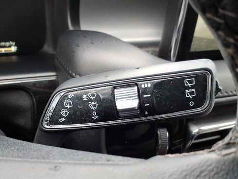 Certified 2023 Lincoln Nautilus AWD w/ Premium Package image 19