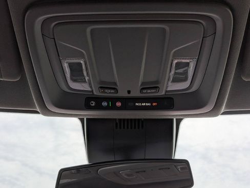 Used 2026 GMC Sierra 1500 Elevation AWD/4WD image 19
