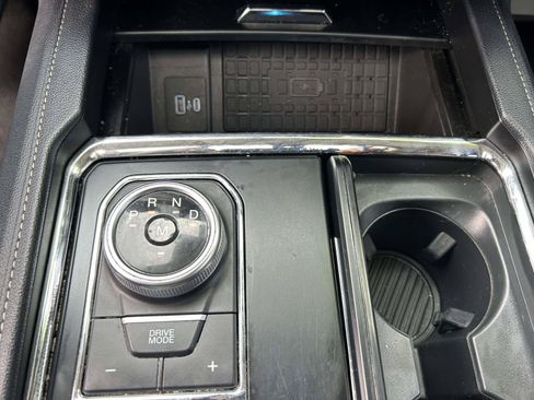 Used 2023 Ford Expedition XLT RWD image 29