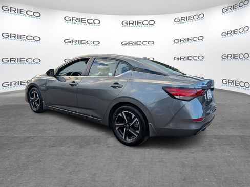 Certified 2024 Nissan Sentra SV image 5