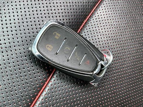 Used 2022 Chevrolet Blazer RS w/ Enhanced Convenience Package image 11