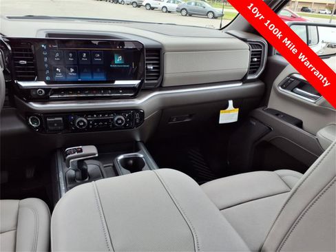 New 2026 Chevrolet Silverado 1500 LTZ w/ Z71 Off-Road Package image 16