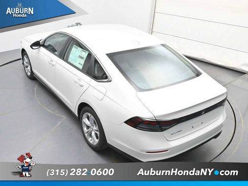 New 2026 Honda Accord LX image 31