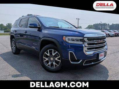 Used 2023 GMC Acadia SLE w/ Driver Convenience Package