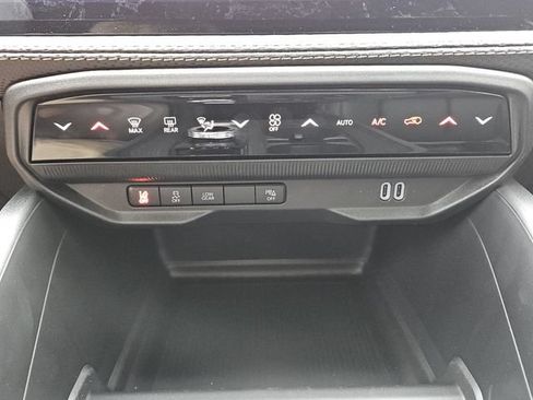 New 2026 Jeep Cherokee Limited AWD/4WD image 19