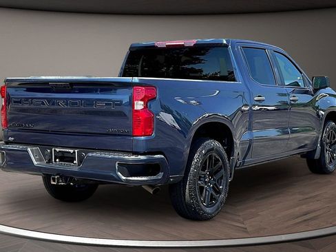 Used 2022 Chevrolet Silverado 1500 Custom w/ LPO, Dark Essentials Package AWD/4WD image 7
