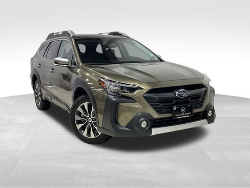 Used 2023 Subaru Outback Touring XT AWD/4WD image 1