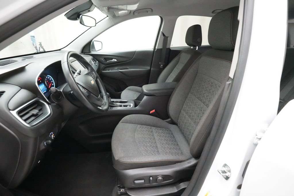 Used 2024 Chevrolet Equinox LT AWD/4WD image 7