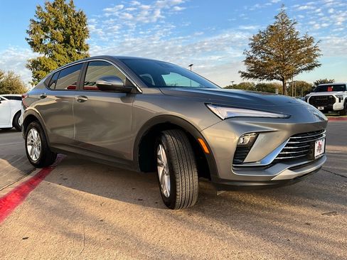 Used 2025 Buick Envista Preferred image 5