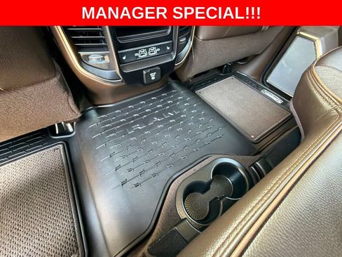 Used 2025 RAM 2500 Limited AWD/4WD image 42