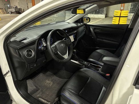 Used 2017 Toyota Corolla XSE image 30