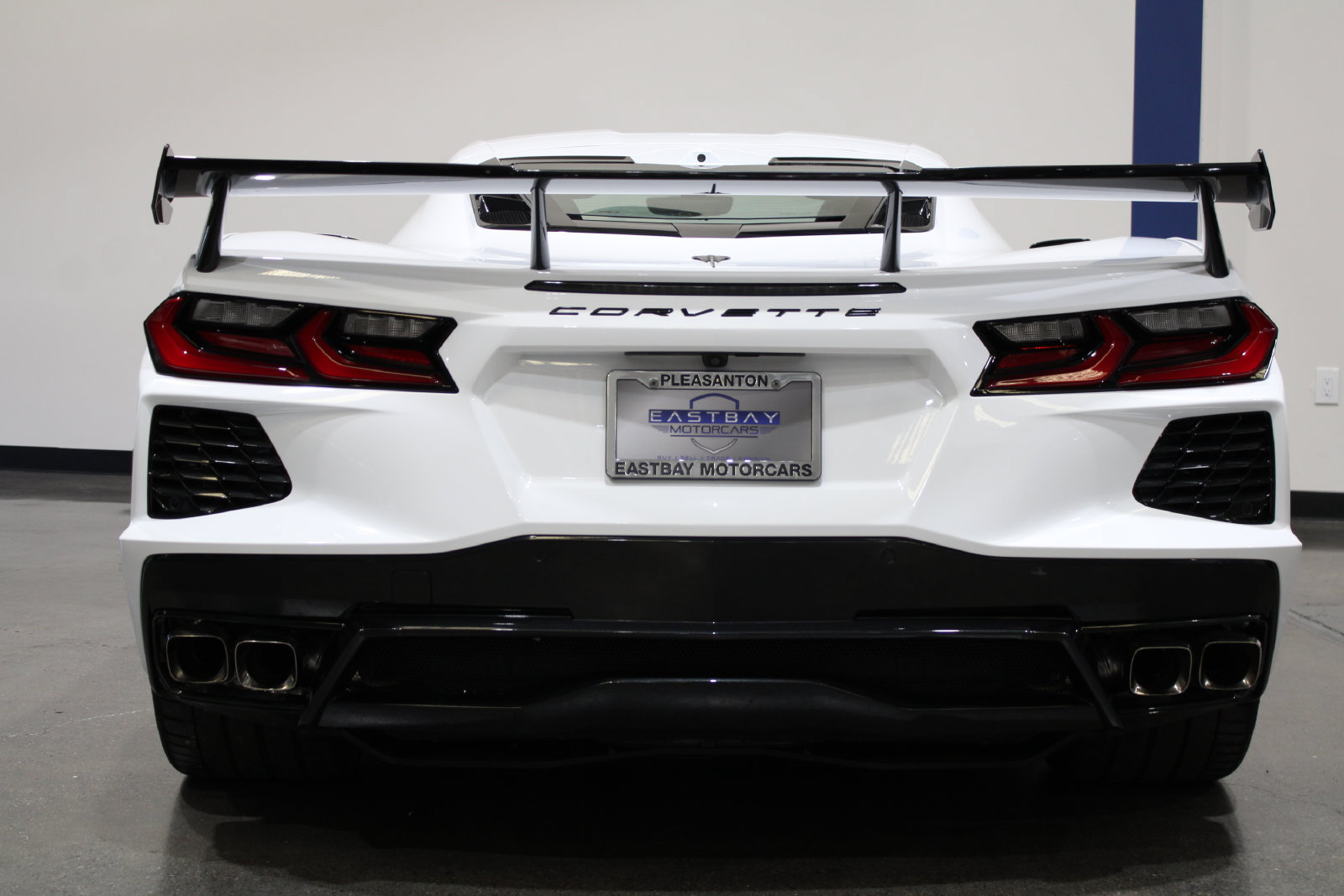 Used 2023 Chevrolet Corvette Stingray Premium Cpe w/ Z51 Performance Package RWD image 12