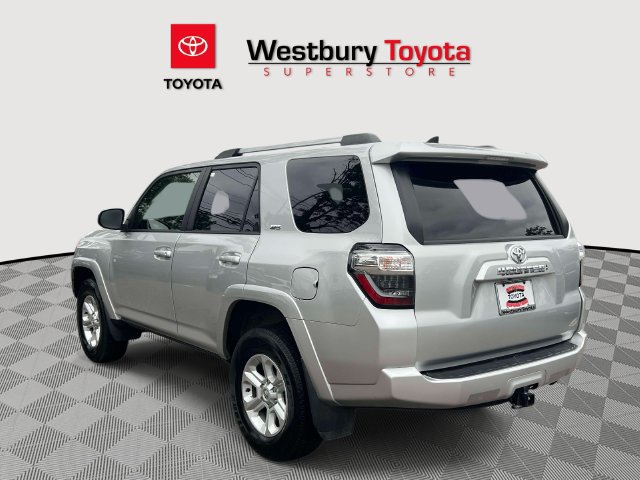 Certified 2024 Toyota 4Runner SR5 AWD/4WD image 9
