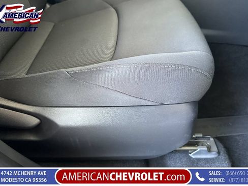 Used 2024 Toyota Venza LE AWD/4WD image 24