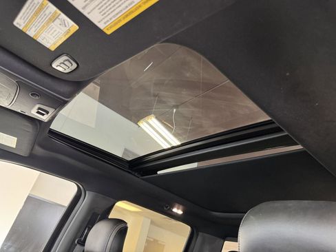 Used 2015 Ford F150 Platinum w/ Equipment Group 701A Luxury image 43