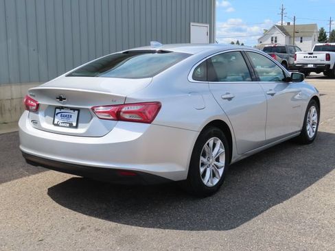 Used 2019 Chevrolet Malibu LT FWD image 3