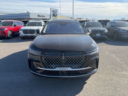 New 2026 Lincoln Nautilus Reserve AWD/4WD image 9