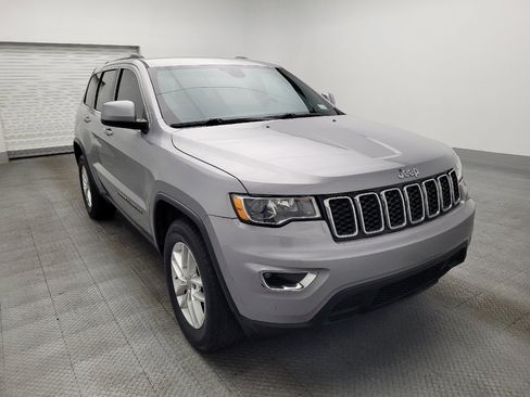 Used 2017 Jeep Grand Cherokee Laredo w/ Quick Order Package 2BE image 13