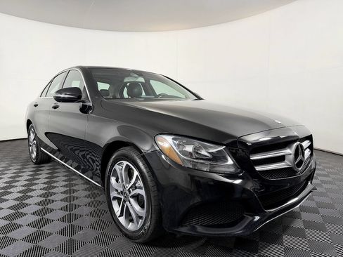 Used 2017 Mercedes-Benz C 300 4MATIC Sedan image 6
