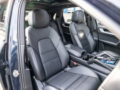 Used 2025 Porsche Cayenne S AWD/4WD image 47