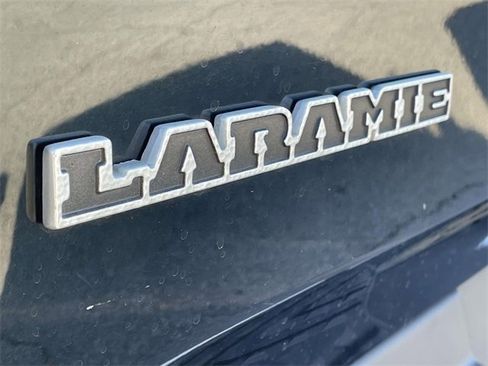 Used 2019 RAM 1500 Laramie image 8