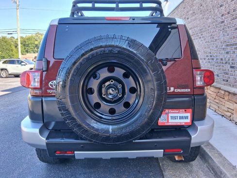 Used 2008 Toyota FJ Cruiser 4WD image 4