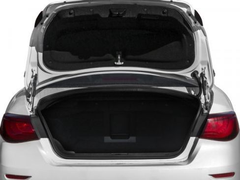 Used 2016 INFINITI Q70 L 3.7 w/ Deluxe Touring Package image 14