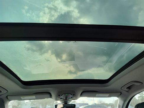 Certified 2025 Audi Q5 2.0T Premium Plus w/ Premium Plus Package image 33