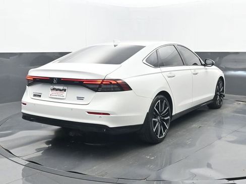Used 2024 Honda Accord Touring image 23