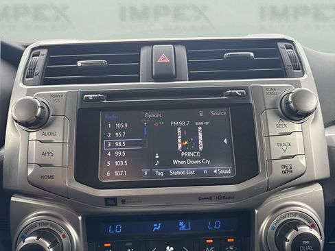 Used 2018 Toyota 4Runner Limited image 19