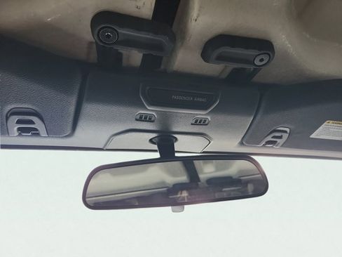 Used 2019 Jeep Wrangler Unlimited Sahara image 38