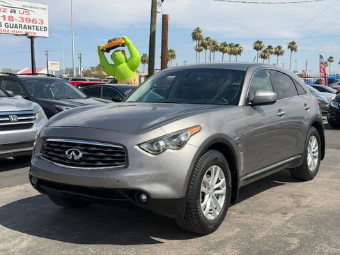 Used 2011 INFINITI FX35 AWD image 2