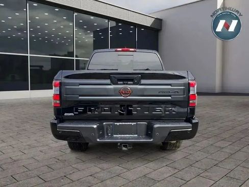 Used 2025 Nissan Frontier PRO-4X w/ Pro Convenience Package image 4