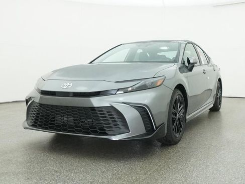New 2026 Toyota Camry SE image 32