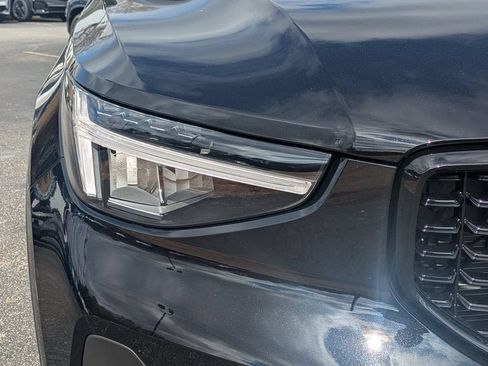 Certified 2026 Volvo XC40 B5 Core AWD/4WD image 10