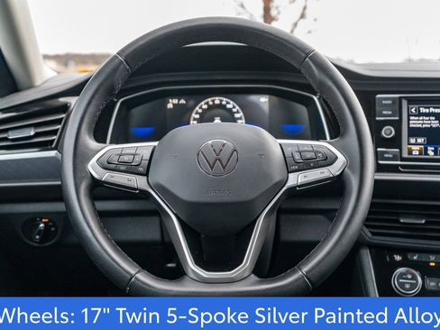Used 2024 Volkswagen Jetta SE image 14