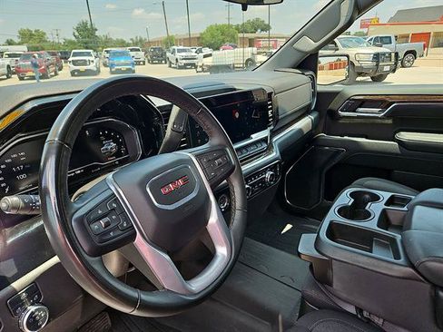 Used 2024 GMC Sierra 1500 Elevation w/ LPO, Elevation Black Package RWD image 12