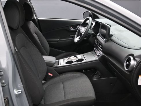 Used 2023 Hyundai Kona SE w/ Cargo Package image 35