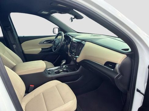 Used 2022 Chevrolet Traverse LS w/ Midnight/Sport Edition FWD image 13