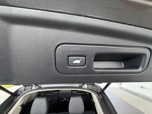 Used 2025 Acura MDX FWD w/ Technology Package image 33