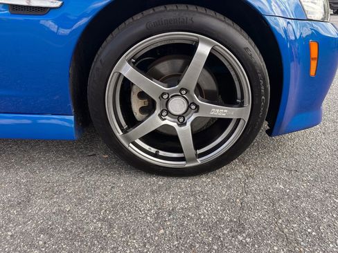Used 2009 Pontiac G8 GT w/ Premium Package RWD image 13